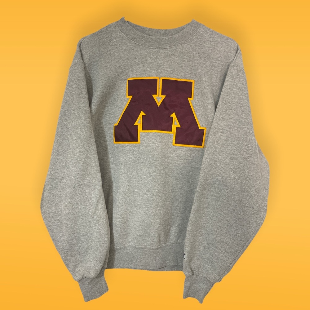 GRAY VARSITY CREWNECK